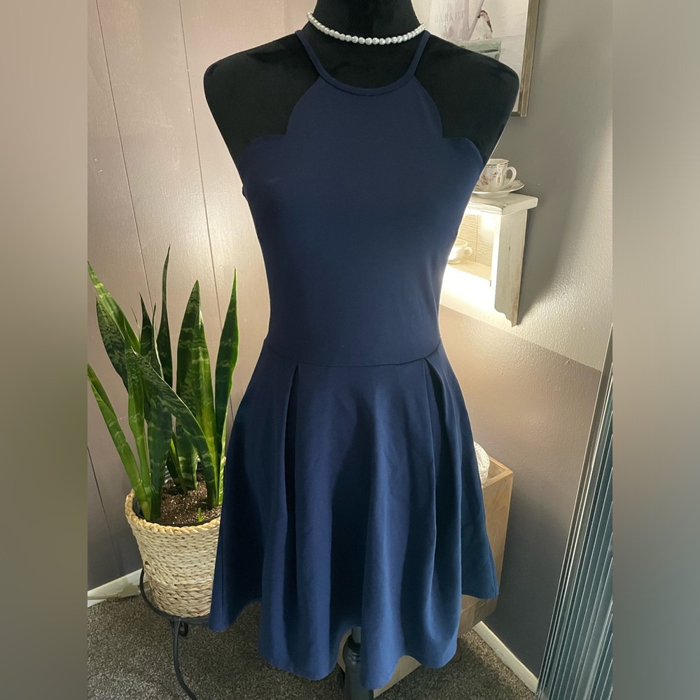 NWT Charolette Russe Scallop Neck Dress